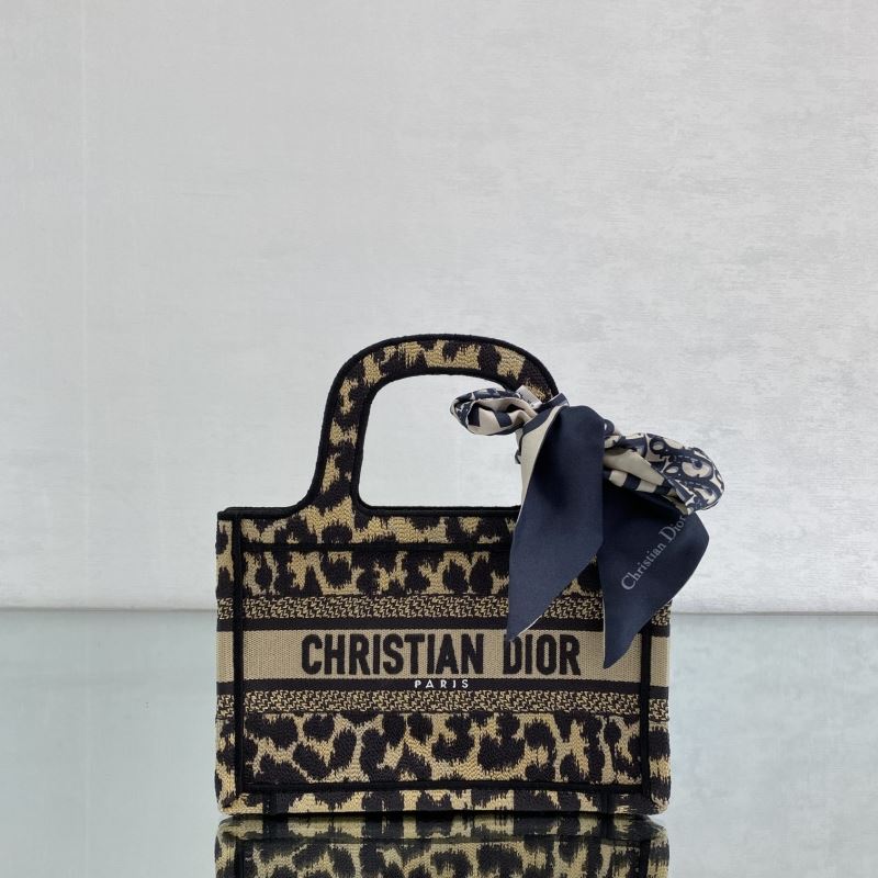 Christian Dior Shopping Bags